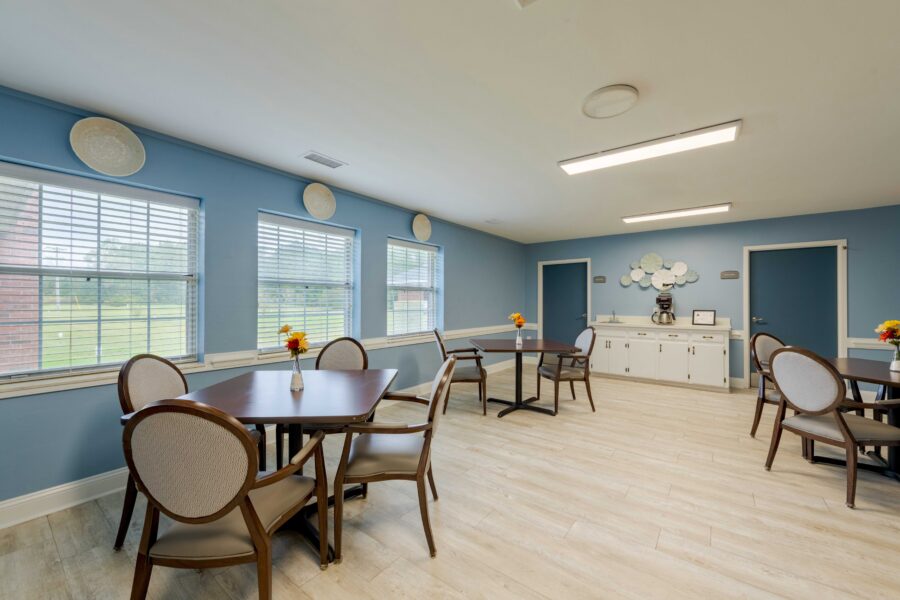 The Pines at Pinetown Assisted Living - Dining room